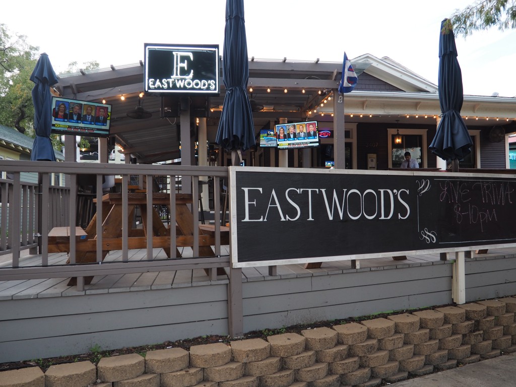 eastwoods bar